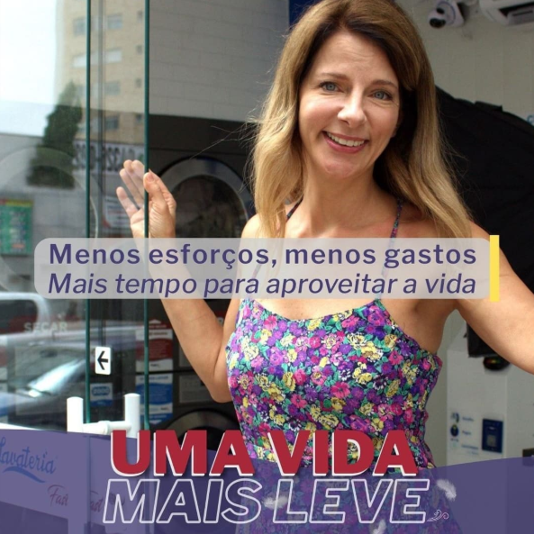 Cintia Drucker promoting Lavateria laundry services
