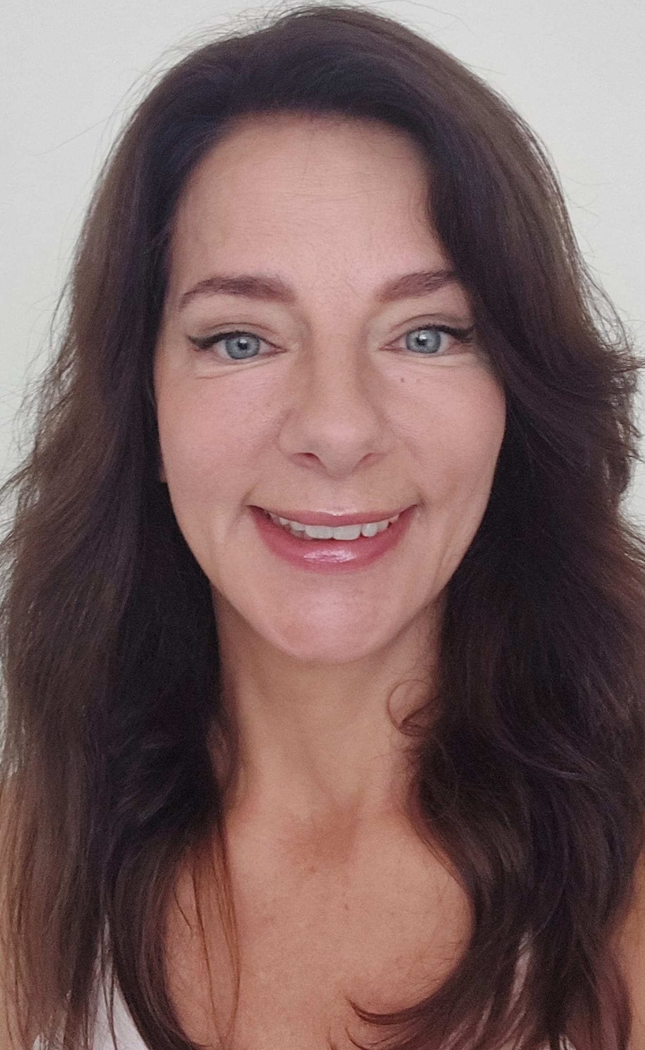 Cintia Drucker, Brazilian actor and voice performer